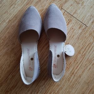 Macarena NWT Tan/Taupe suede leather espadrilles
